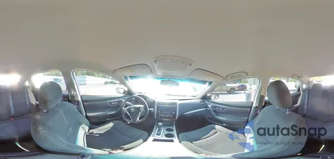 2015 Nissan Altima 2.5 из США, поврежденный, VIN 1N4AL3APXFC163342